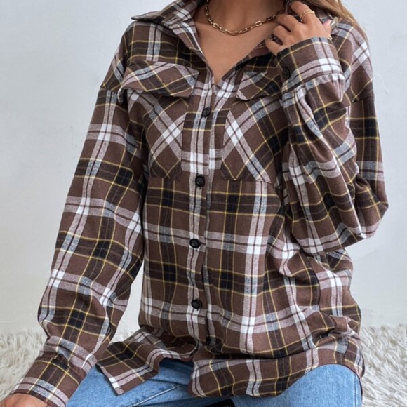 Cozy Black Oversized Plaid Button up Shacket Jacket - Picture 3 of 10